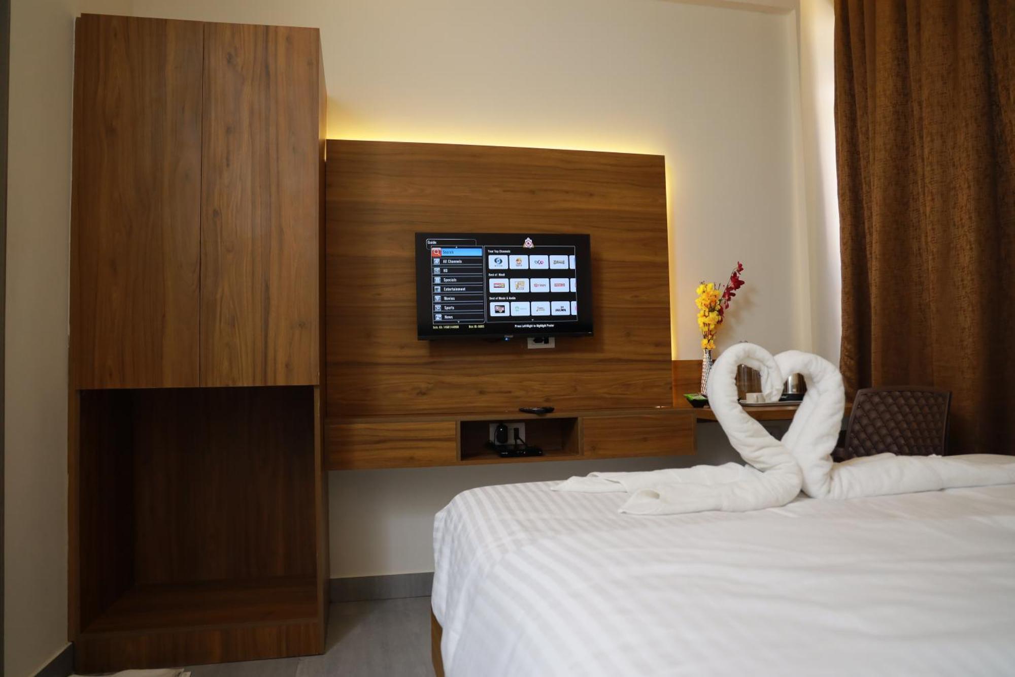 Silverkey Hotel Yelahanka Bangalore Extérieur photo